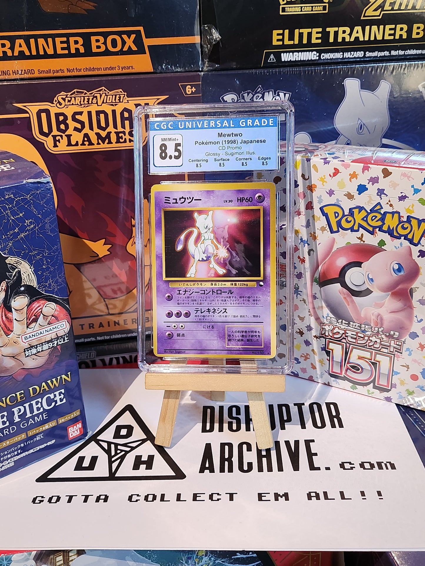 CGC Pokémon 1998 8.5 NM/Mint Mewtwo